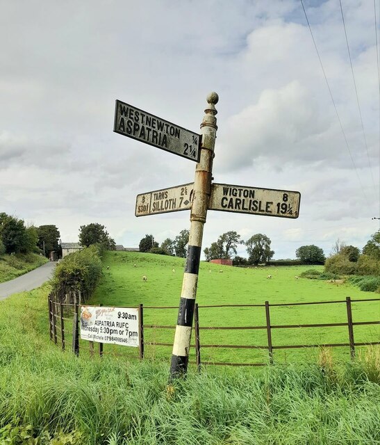 Direction Sign Signpost On The B B Todd Geograph Britain