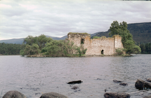 Loch An Eilein Castle David Purchase Cc By Sa Geograph Britain