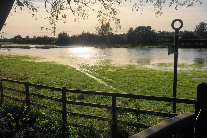 Footpath To Chearsley Bill Boaden Cc By Sa 2 0 Geograph Britain