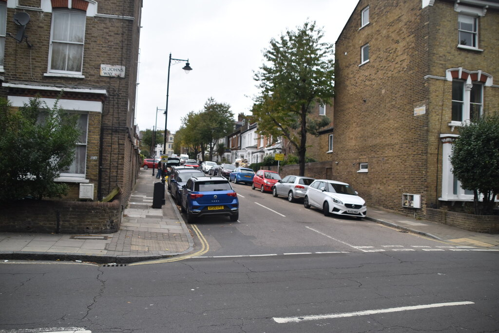 Prospero Rd N Chadwick Cc By Sa 2 0 Geograph Britain And Ireland