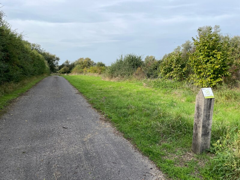 Footpath Towards The River Granta Mr Ignavy Cc By Sa 2 0 Geograph