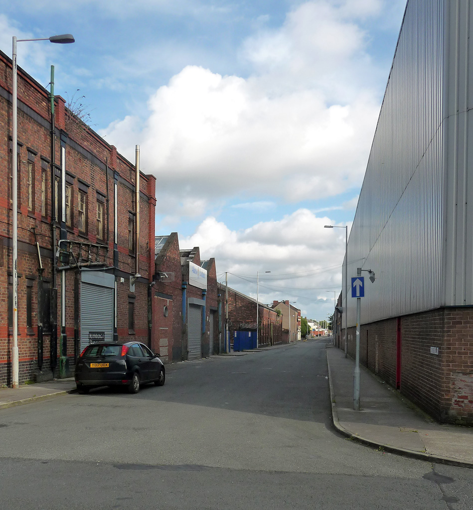 Globe Road Bootle Stephen Richards Geograph Britain And Ireland