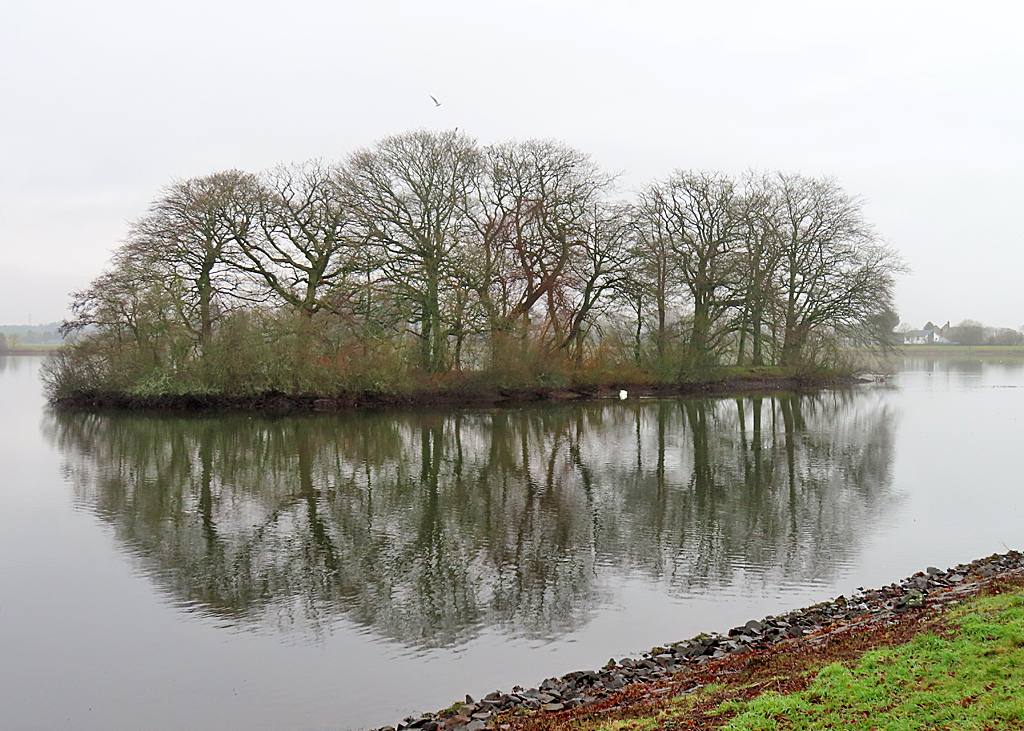 Mirrored Island Anne Burgess Geograph Britain And Ireland