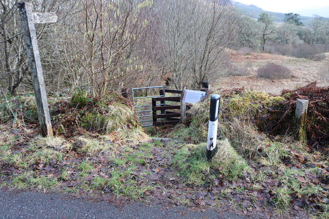 Leacaan Water Path Bill Kasman Cc By Sa 2 0 Geograph Britain And