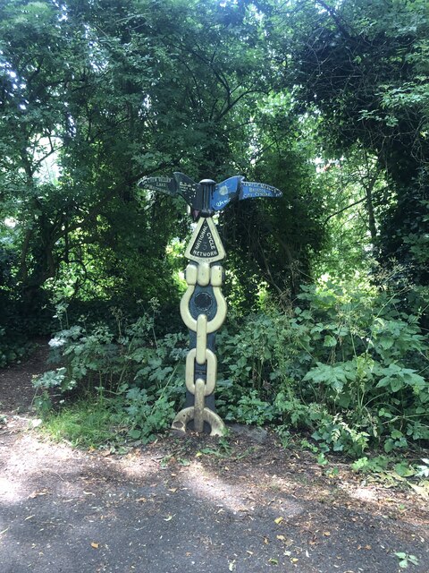 Cycle Route Signpost On The River Avon Eirian Evans Geograph