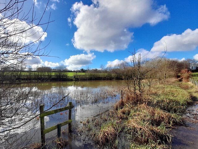 Overflowing Pond Ian Calderwood Cc By Sa Geograph Britain And