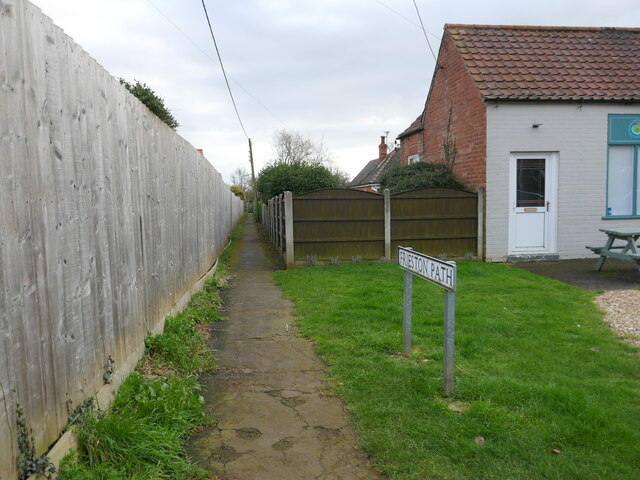 Frieston Path Caythorpe Jonathan Thacker Geograph Britain And Ireland