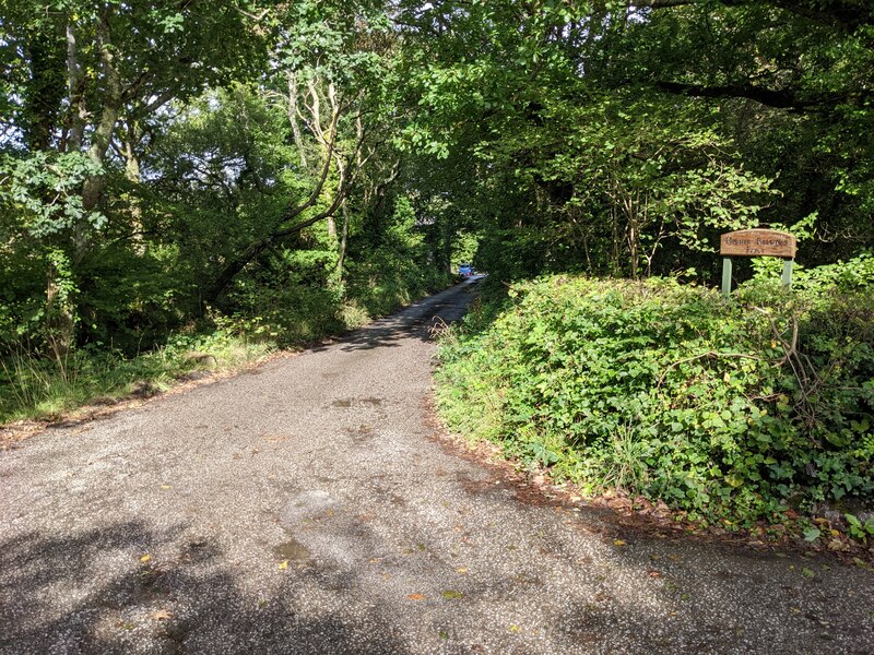 The Lane To Higher Relowas Farm David Medcalf Cc By Sa 2 0