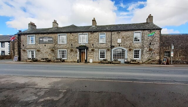 The Greyhound Hotel On NE Side Of Main Roger Templeman Geograph