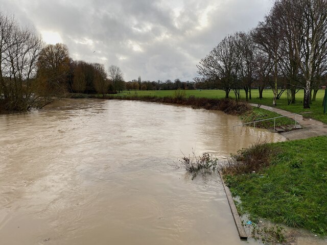 River Avon Below Charter Bridge Warwick Robin Stott Geograph