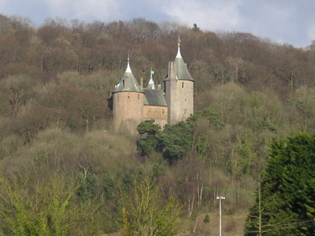 castle coch portrait