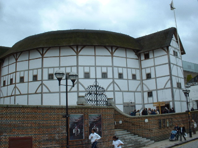 shakespeare globe theatre. TQ3280 : The Globe Theatre
