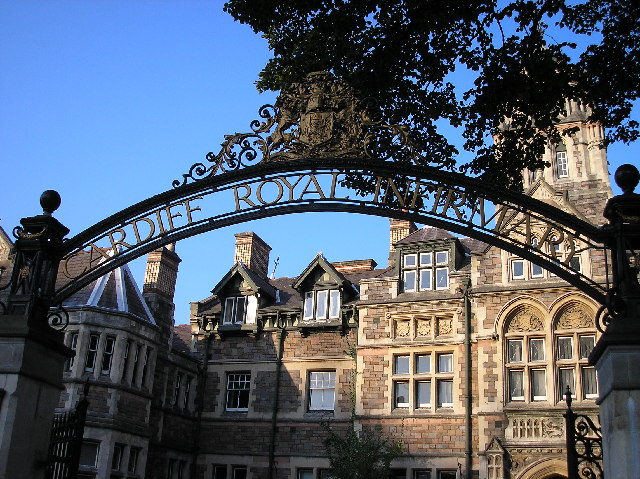 Cardiff Royal Infirmary © Steve Chapple :: Geograph Britain and Ireland