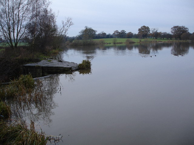 swimming pool weir