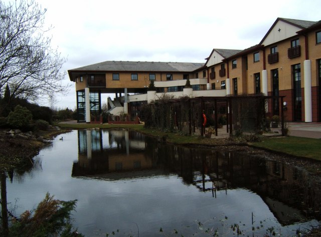 Five Lakes Hotel