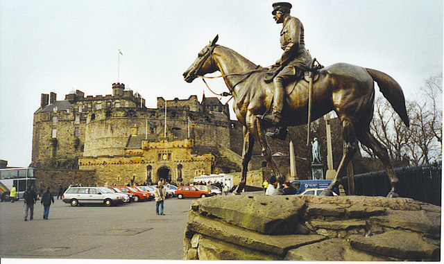 Edinburgh Castle Esplanade