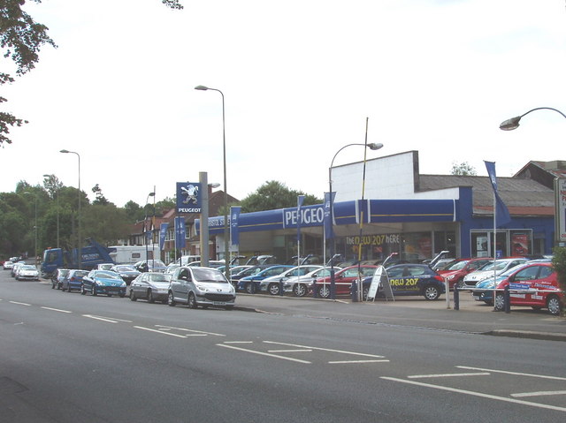 Car showroom Iffley Road Oxford Near Donnington Bridge