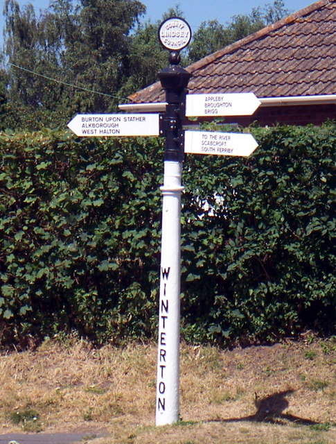 Old Lindsey County Council Signpost In © David Wright :: Geograph 
