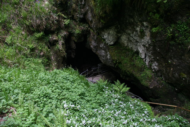 Marble Arch Caves © Peter Styles ccbysa/2.0 Geograph