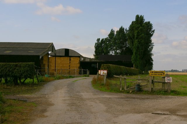 North Carr Farm Hotham Charles Rispin Cc By Sa Geograph