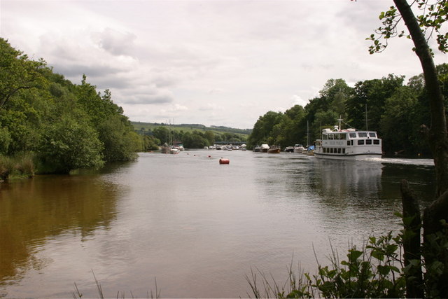 River Leven Balloch © Eddie Mackinnon Cc-by-sa/2.0 :: Geograph Britain ...