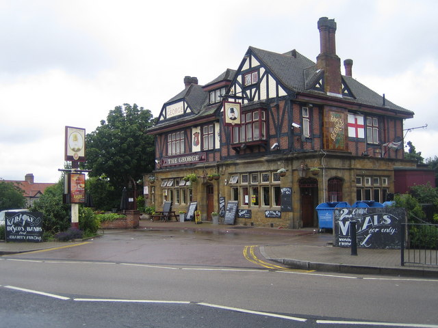 Kingsbury: The George Public House,... © Nigel Cox Cc-by-sa/2.0 ...