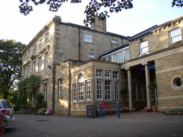 Healds Hall, Leeds Road, Liversedge © Humphrey Bolton :: Geograph ...