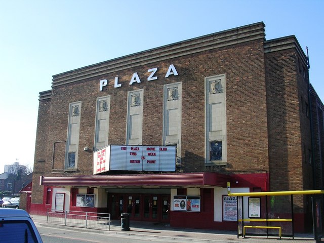 plaza cinema 14 4d movies