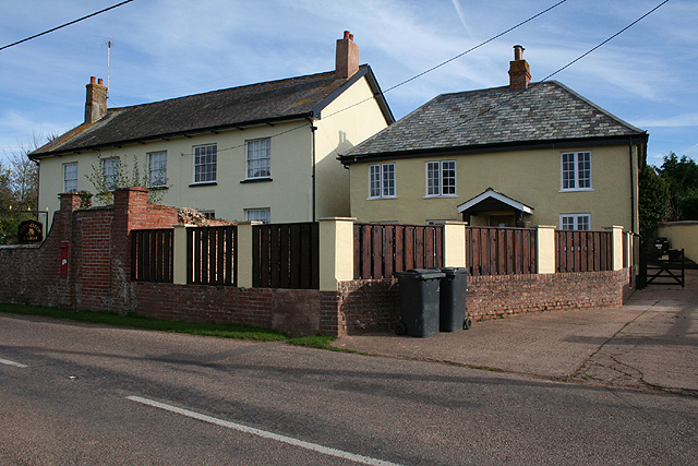 ottery-st-mary-alfington-farm-martin-bodman-geograph-britain-and