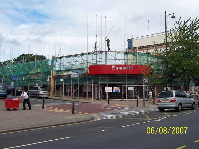 Upminster, Essex - Roomes Homewares... © Richard Portsmouth :: Geograph