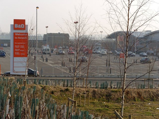 B&Q Superstore, Hall Road, Norwich © Paul Shreeve :: Geograph Britain ...