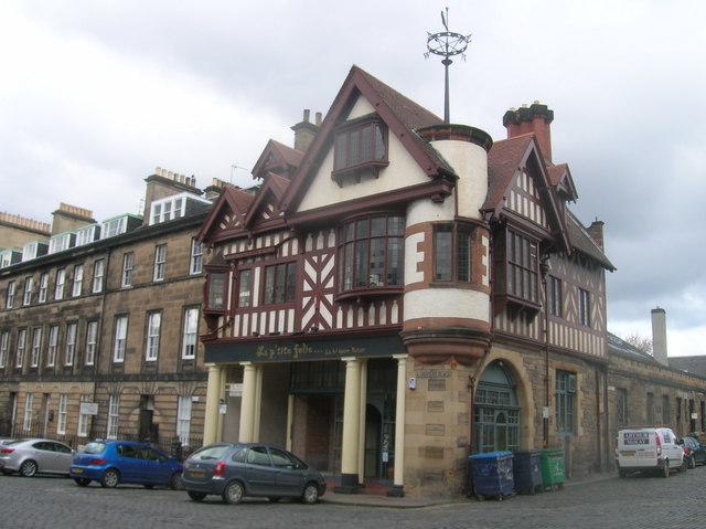 La Petite Folie, Randolph Lane © Robin Sones cc-by-sa/2.0 :: Geograph Britain and Ireland