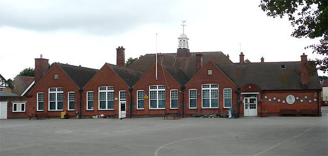 Longlands Primary School, Sidcup, Kent. Viewed from the rear in Woodside 