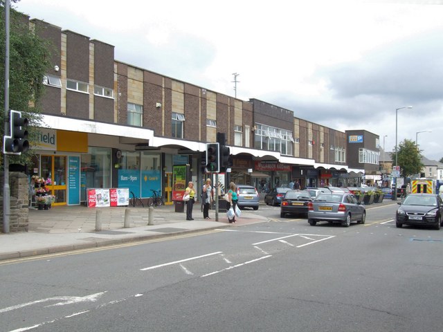 Fulwood Road, Broomhill © Dave Hitchborne Cc-by-sa 2.0 :: Geograph 