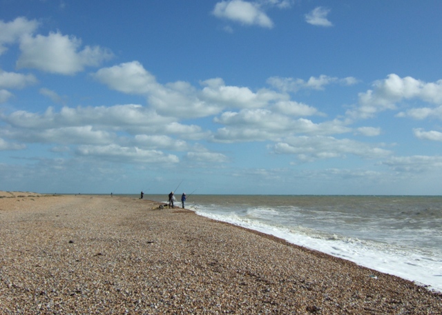 Beach fishing, Dungeness © Simon Huguet :: Geograph Britain and Ireland