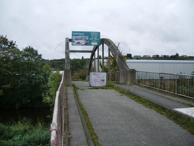 Footbridge over the River Calder, at the end of Huntingdon Road
