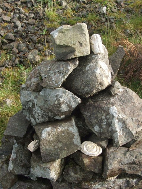 A modern cairn on the Long Crags
