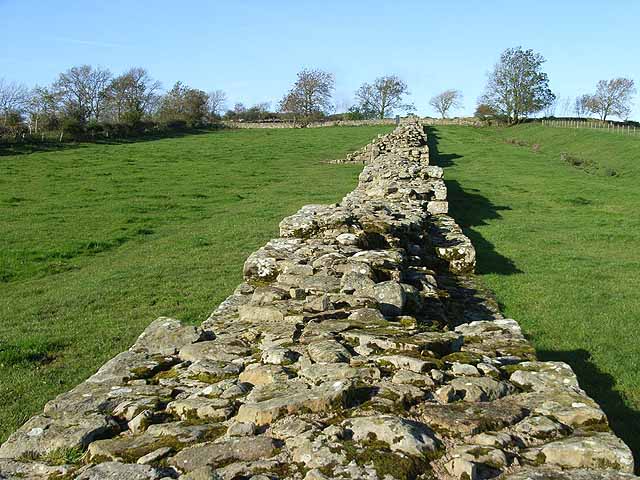 Hadrian's Wall, broad and narrow