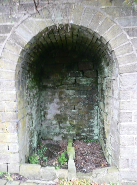 Arched entrance, Stocks Lane, Luddenden village, Warley