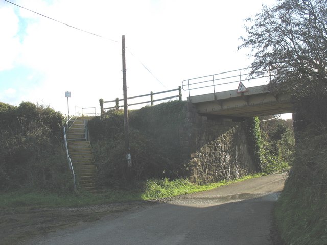 Railway bridge near Glanrafon Farm