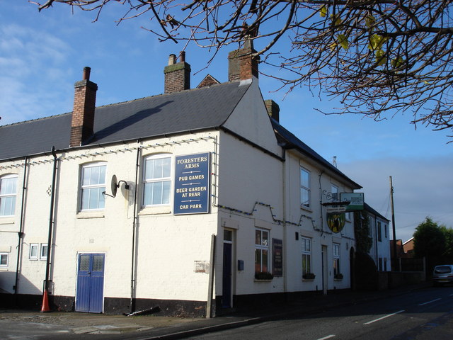 Foresters Arms, Main Street, Newthorpe © Oxymoron cc-by-sa/2.0 ...