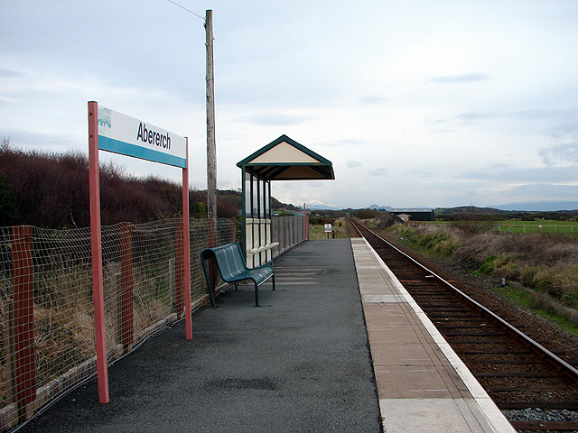 Minimal passenger facilities at Abererch Station