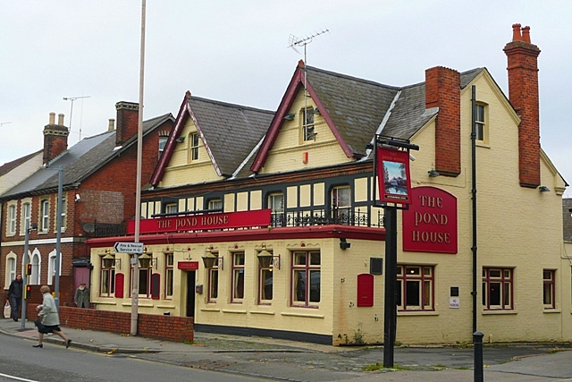 The Pond House, Oxford Road © Graham Horn cc-by-sa/2.0 :: Geograph ...