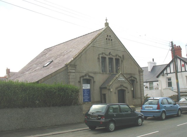 Capel Horeb - the home of the Rhosneigr... © Eric Jones cc-by-sa/2.0 ...