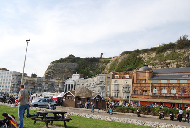 Pelham Crescent & Hastings Castle © N Chadwick :: Geograph Britain and ...