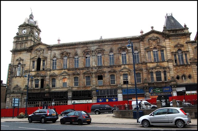 Pioneer house Dewsbury © philld :: Geograph Britain and Ireland