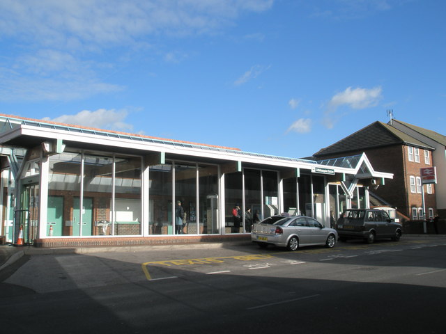 Littlehampton Railway Station © Basher Eyre :: Geograph Britain and Ireland