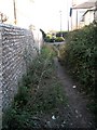 Path from Howard Road to Arundel Road