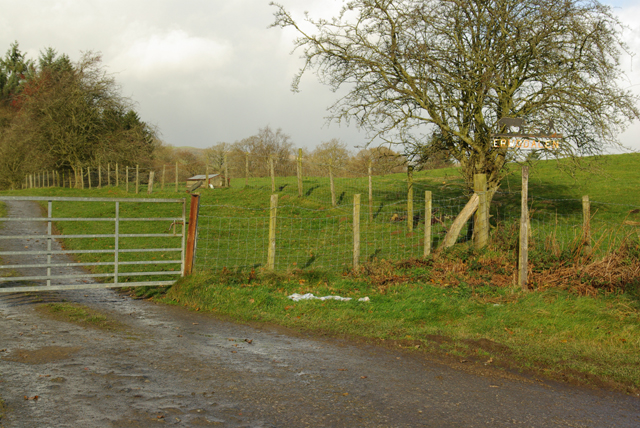 Entrance to Erwddallen