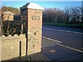 Blackheath Gate Post, Llanteg